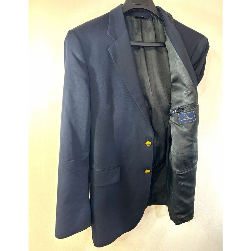 Brooks Brothers 346 Navy Wool Blazer 42S Two-Button Notch Lapel
